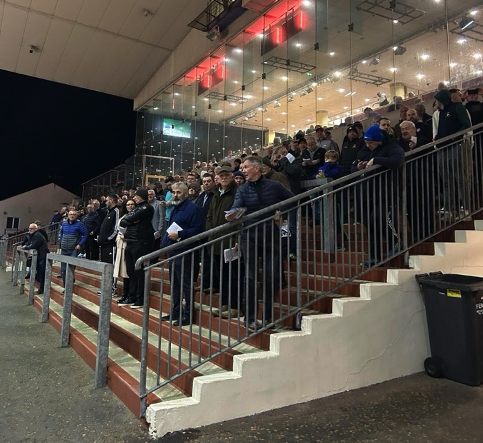 Lifford Stadium crowds